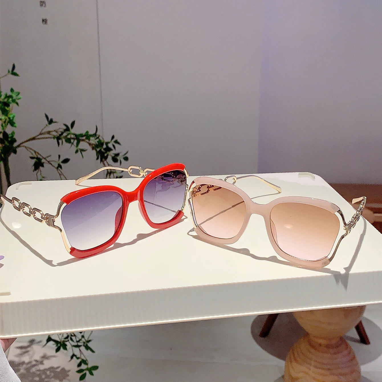 Empress Chain-Link Sunglasses