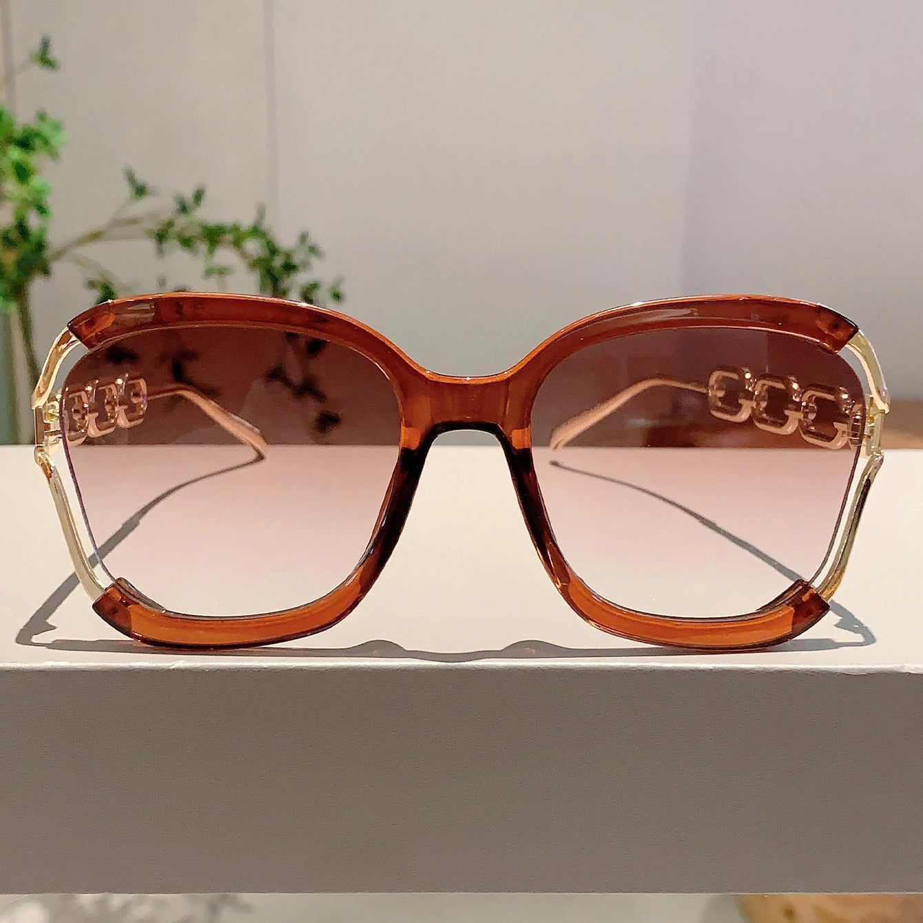 Empress Chain-Link Sunglasses