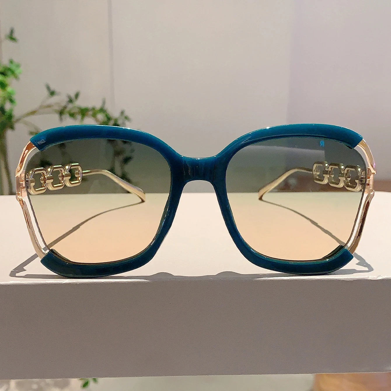 Empress Chain-Link Sunglasses